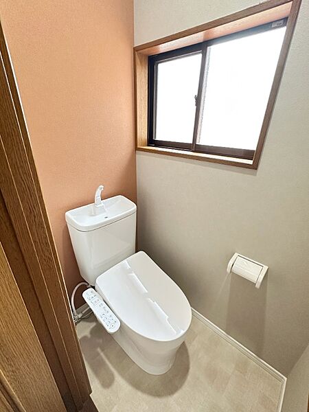 トイレを拡大表示