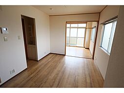 居間