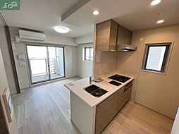 JR山陽本線 岡山駅 徒歩8分の賃貸マンション 2階2LDKのリビング/ダイニング