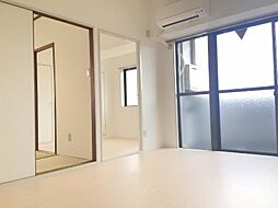 ティ・エル・ハイツ八王子北 401 4階3DKのリビング/ダイニング