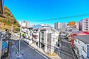 街並みを望む、開放感のある眺望です。