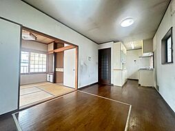 居間