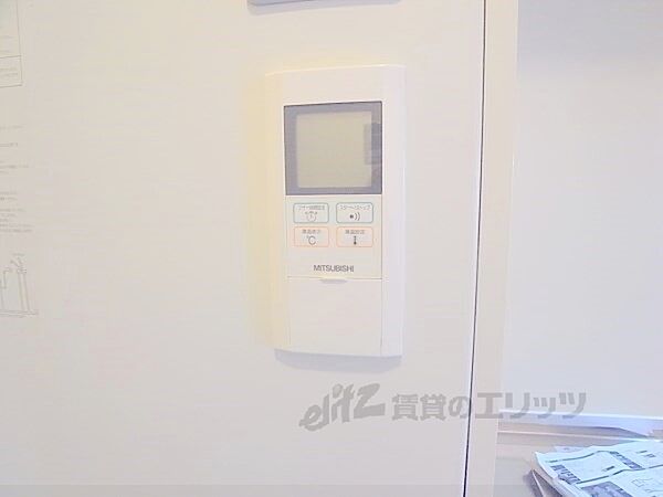 画像25:給湯器リモコン