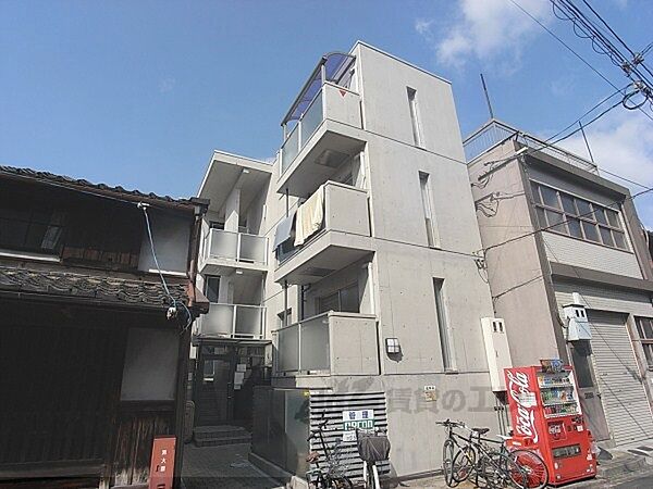 京都府京都市伏見区丹波橋町(賃貸マンション2K・4階・27.80㎡)の写真 その1