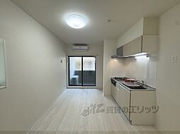 Ｓｍａｒｔ　Ｔｒｅｅ　伏見 102 1階1LDKのリビング/ダイニング