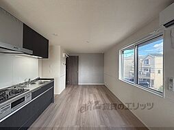 ＧＲＡＭＭ六地蔵Ａ棟 202 2階1LDKのリビング/ダイニング