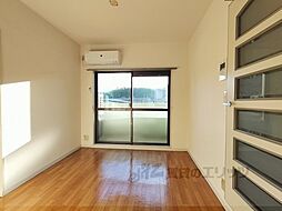 阪急京都本線 桂駅 バス15分 桂阪口下車 徒歩3分の賃貸マンション 1階1LDKのリビング/ダイニング