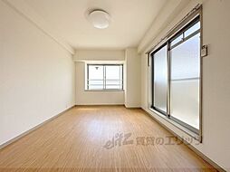 レイディアンス 5階1Kのリビング/ダイニング