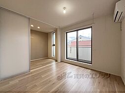 近鉄京都線 上鳥羽口駅 徒歩14分の賃貸マンション 2階1LDKのリビング/ダイニング