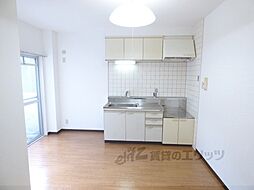 シャルム小山 202 2階2DKのリビング/ダイニング