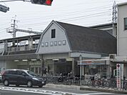 阪急西京極駅まで680メートル