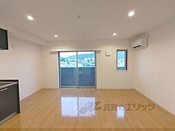 京都地下鉄東西線 椥辻駅 徒歩6分の賃貸マンション 4階2LDKのリビング/ダイニング