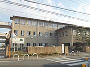 富野小学校まで300メートル