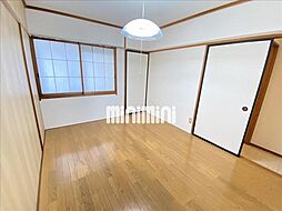 居間