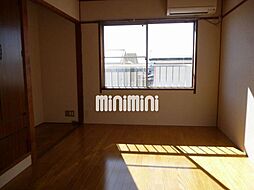 居間