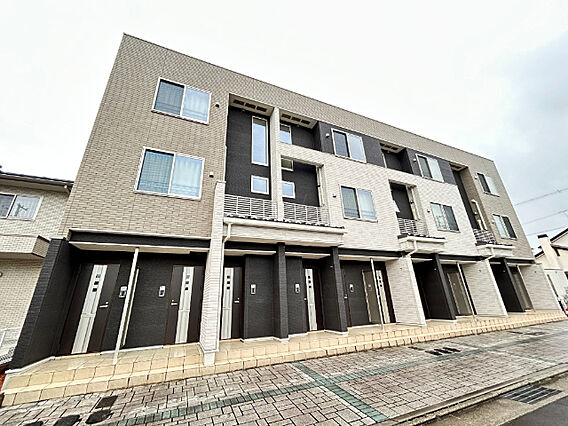 エルヴィータ_トップ画像