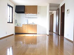 メゾン・ド・ピュア　Ｂ棟 102 1階2LDKのリビング/ダイニング