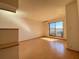 アイランドコート　Ｃ 102 1階1LDKのリビング/ダイニング