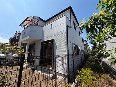 外観:外壁塗装済み♪屋根カバー工法実施済み♪ 外観:外壁塗装済み♪屋根カバー工法実施済み♪