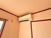エアコンは残置物です