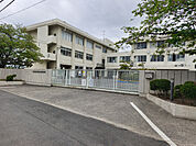 岡山市立竜之口小学校(小学校)まで940m