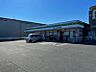 周辺：ファミリーマート高井田西３丁目店まで約４２０ｍ（徒歩６分）です。