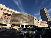 イオンモール熱田（ショッピングセンター）（45m）