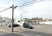 ファミリーマート 天白野並二丁目店（560m）