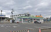 ファミリーマート 大高中川店（450m）