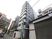 外観　分譲賃貸　オートロック　防犯カメラ　宅配BOX