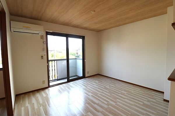 apartment 茨城県龍ケ崎市松ケ丘1丁目6-13
松ケ丘の賃貸情報を見る
物件地図