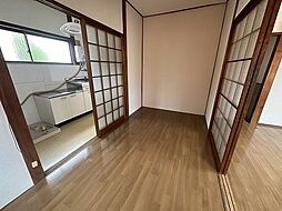 居間