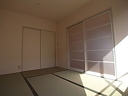 コートハウス園田 201 2階2DKのリビング/ダイニング