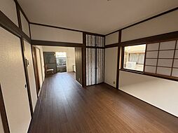 居間