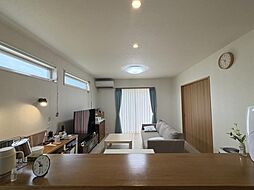 居間