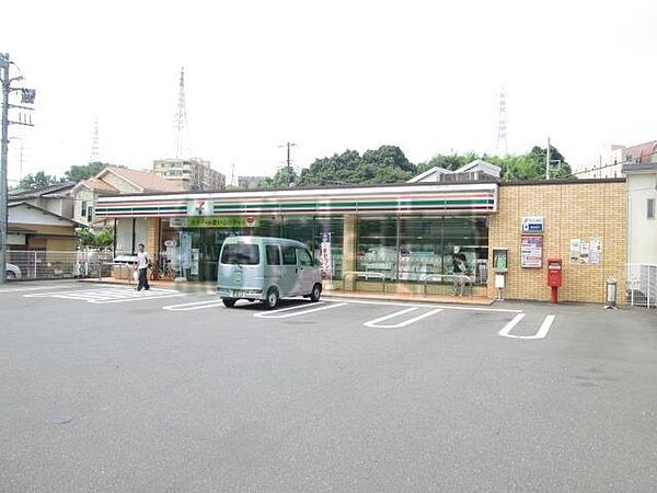画像24:セブンイレブン小田原多古店(689m)