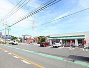 ファミリーマート小田原中村原店(1、383m)