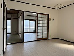 居間