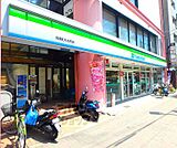 ファミリーマート河原町丸太町店まで210m