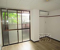 京都市営烏丸線 北大路駅 徒歩26分の賃貸マンション 1階1Kのリビング/ダイニング