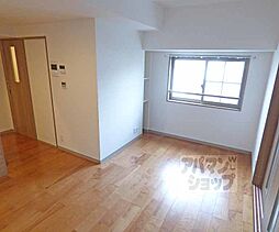 京都市営烏丸線 烏丸御池駅 徒歩7分の賃貸マンション 4階1LDKのリビング/ダイニング