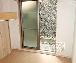 京阪本線 東福寺駅 徒歩5分の賃貸マンション 1階1Kのリビング/ダイニング