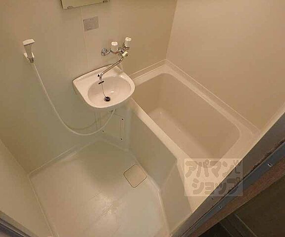 浴室