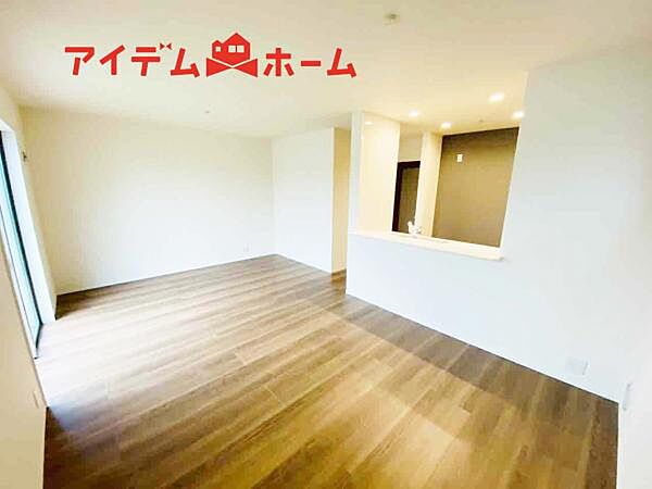 リビング/ダイニングを拡大表示