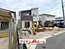 外観：1号棟　外観写真 平日・土日問わずご案内致します！お気軽にお問合わせ下さい♪ 