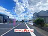 外観：前面道路 平日・土日問わずご案内致します！お気軽にお問合わせ下さい♪ 