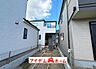 外観：A号棟　外観写真 平日・土日問わずご案内致します！お気軽にお問合わせ下さい♪ 
