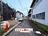 外観：前面道路 平日・土日問わずご案内致します！お気軽にお問合わせ下さい♪ 