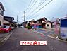 外観：前面道路 平日・土日問わずご案内致します！お気軽にお問合わせ下さい♪ 