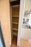 LDK収納あります。
